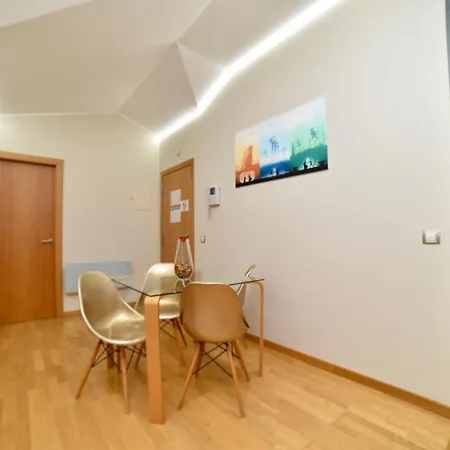 Apartment Encantador Atico Cerca De Caldea, Molleres Hut 6793 *